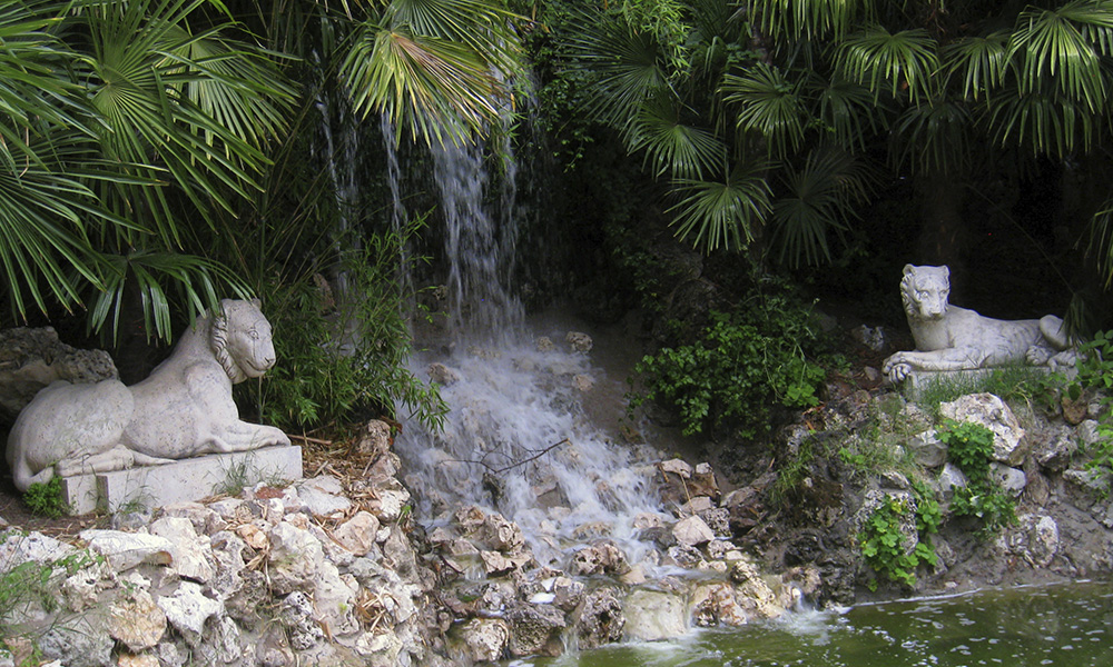 Montaña artificial del parque del Retiro (Madrid)