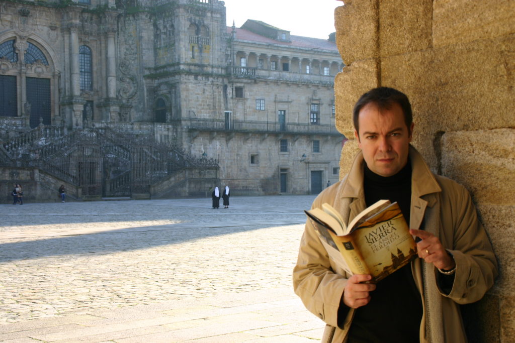 Javier Sierra en Santiago de Compostela